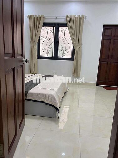 CẦN TIỀN BÁN GẤP NHÀ NGAY CHỢ THẠCH ĐÀ,DT:4,5x14,5m. 4PN4WC.GIÁ 5TỶ950