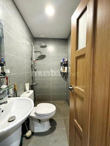 SIÊU HOT! NHÀ ĐẸP GIÁ CỰC HỜI NẰM NGAY TRUNG TÂM PHÚ NHUẬN DT 57,7m2