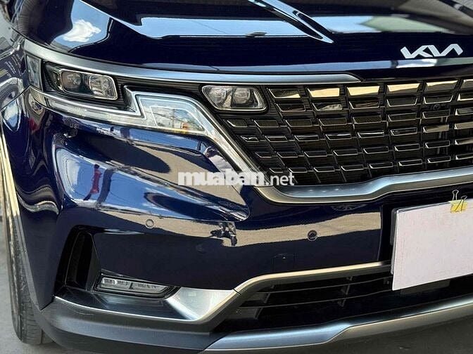 Kia Carnival 2021 form 2022 bản 2.2D Signature
