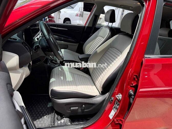 Kia Sonet 2024 Premium 1.5 AT - 17000 km
