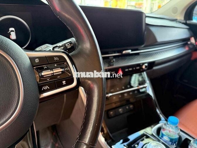 Kia Carnival 2021 form 2022 bản 2.2D Signature