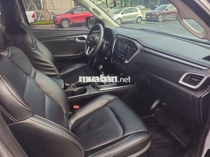 Isuzu Dmax 2023 Prestige 1.9L 4x2 MT - 45000 km