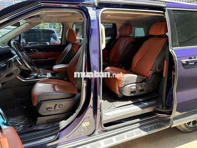 Kia Carnival 2021 form 2022 bản 2.2D Signature