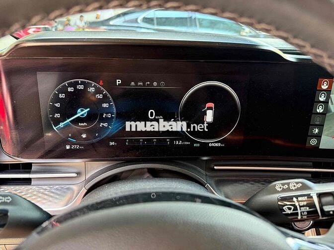 Kia Carnival 2021 form 2022 bản 2.2D Signature
