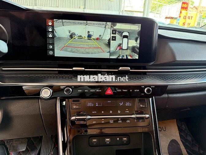 Kia Carnival 2021 form 2022 bản 2.2D Signature