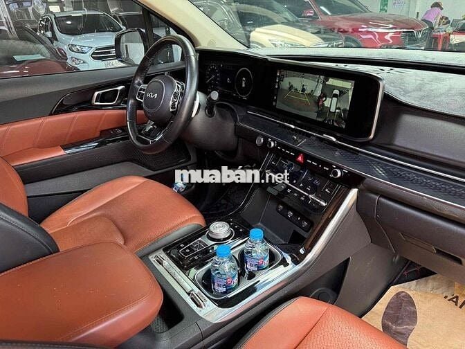 Kia Carnival 2021 form 2022 bản 2.2D Signature