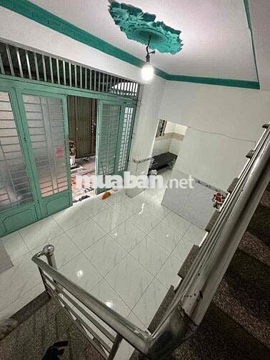 Trệt lầu 7*4; 2pn kín Rẻ chốt lẹ