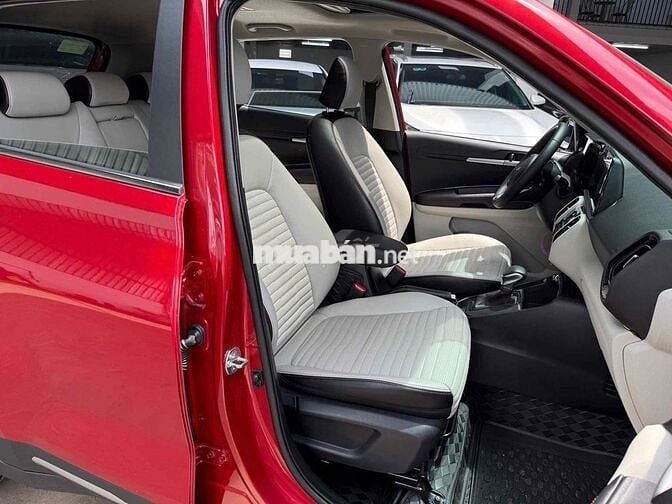 Kia Sonet 2024 Premium 1.5 AT - 17000 km