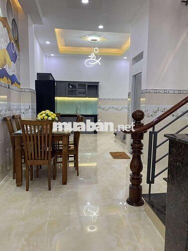 CẦN TIỀN BÁN GẤP NHÀ NGAY CHỢ THẠCH ĐÀ,DT:4,5x14,5m. 4PN4WC.GIÁ 5TỶ950