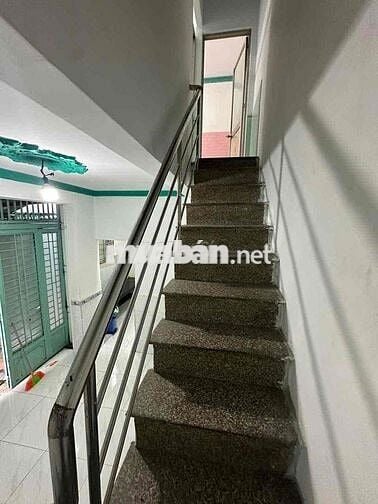 Trệt lầu 7*4; 2pn kín Rẻ chốt lẹ