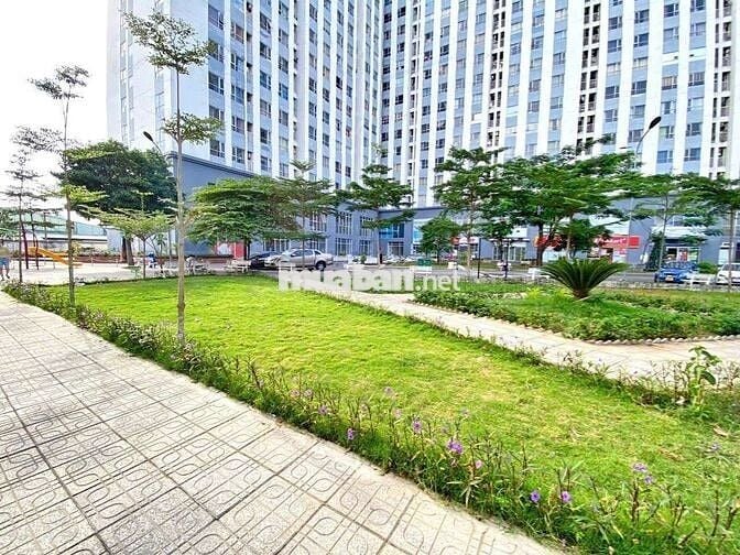 Cho thuê ZenTower 2pn 2wc có máy lạnh.