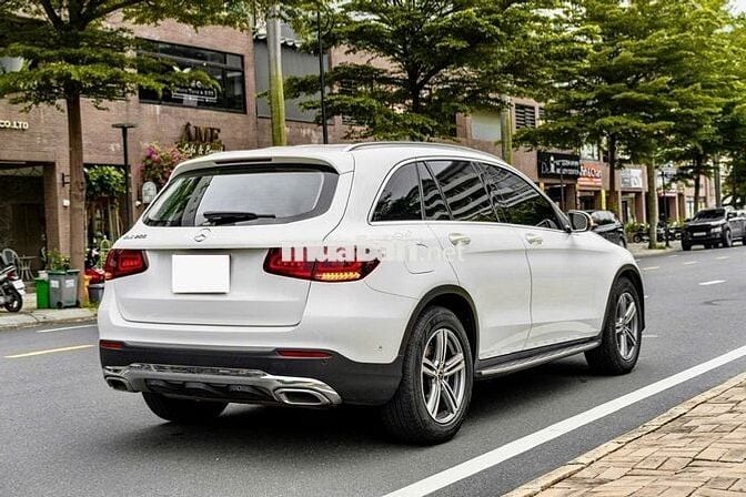 Mercedes GLC200 sx 2022 - sang trọng hiện đại