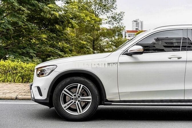 Mercedes GLC200 sx 2022 - sang trọng hiện đại
