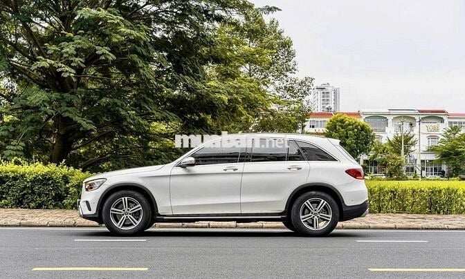Mercedes GLC200 sx 2022 - sang trọng hiện đại