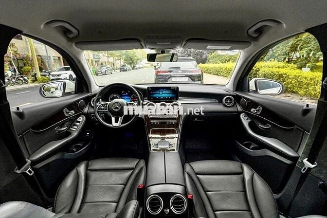 Mercedes GLC200 sx 2022 - sang trọng hiện đại