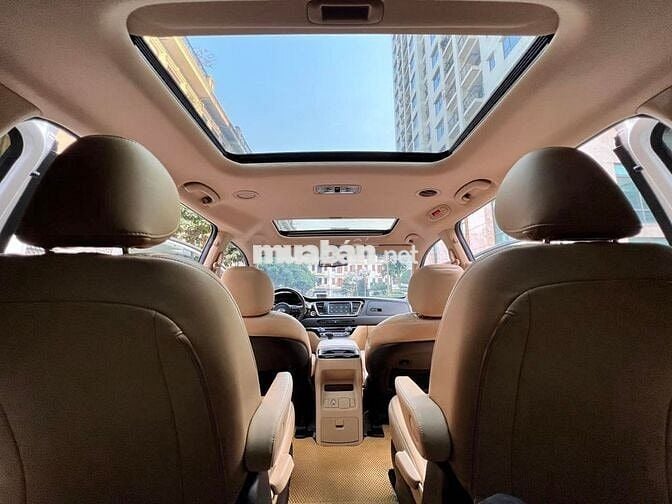 Kia Sedona 2021 3.3 GAT PREMIUM - 60,000 km.