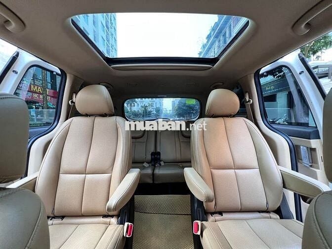 Kia Sedona 2021 3.3 GAT PREMIUM - 60,000 km.
