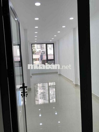 cho thuê nhà mặt tiền mới nguyên căn 4 lầu