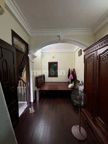 Cho thuê nhà riêng tại ngõ 165 Dương Quảng Hàm, 15 triệu, 30m2, 3PN