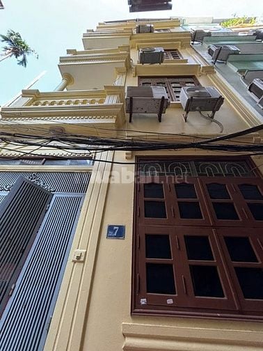 Cho thuê nhà riêng tại ngõ 165 Dương Quảng Hàm, 15 triệu, 30m2, 3PN