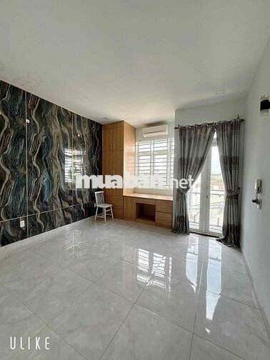 Cho Thuê Nhà  👉 DT: 4 x 20m, 3 lầu, gồm 4 phòng ngủ, 5 ƯC 👉 Hẻm Đườn