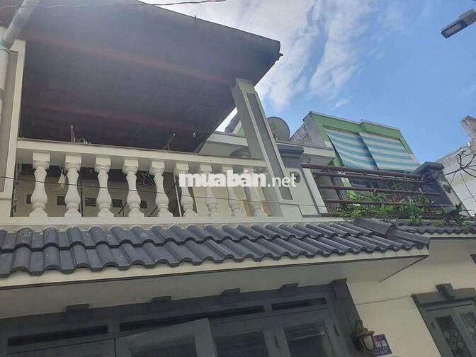 Bán nhà biệt thự mini, trệt, lầu, gác lửng. 4 phòng ngủ, sân thượng