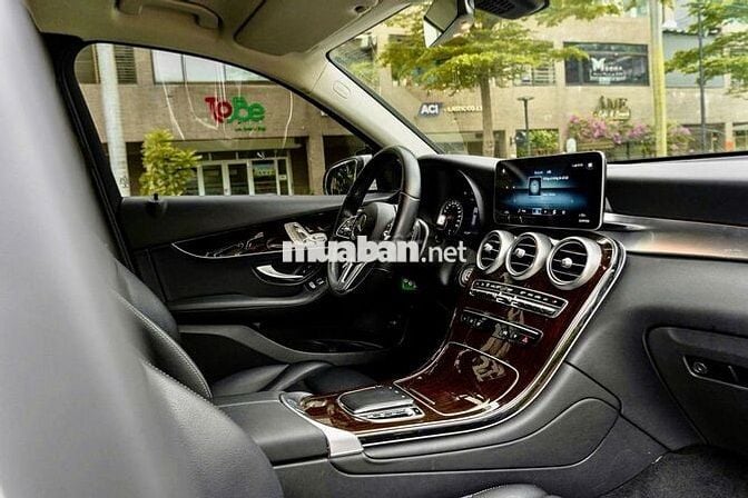 Mercedes GLC200 sx 2022 - sang trọng hiện đại