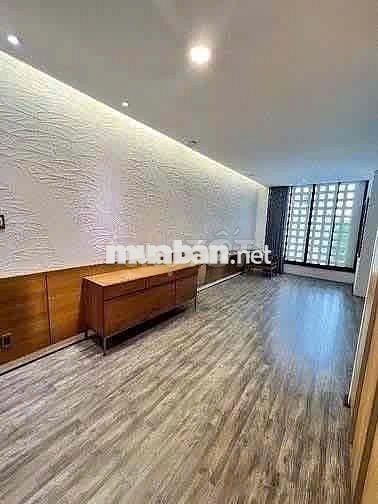 CHO THUÊ NHÀ ĐẸP - MẶT TIỀN VÕ VĂN TẦN - QUẬN 3 (4 Tầng. Giá 45Tr)