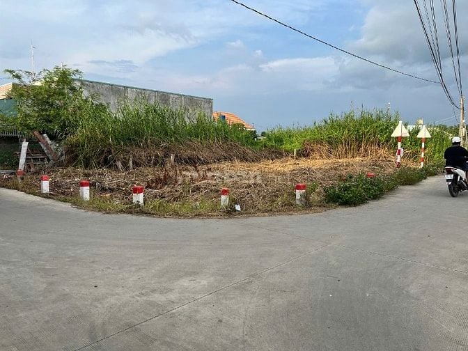 BÁN GẤP LÔ GÓC 2 MẶT TIỀN ĐƯỜNG LÊ VĂN TÂM CHỈ 1 TỶ 200 TRIỆU