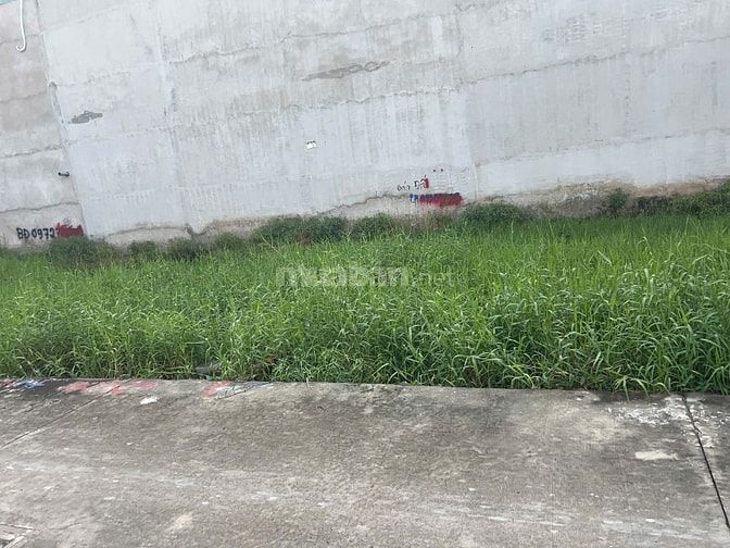 Mảnh đất nằm ngay trung tâm Mỹ Hạnh Nam với giá hợp lý 