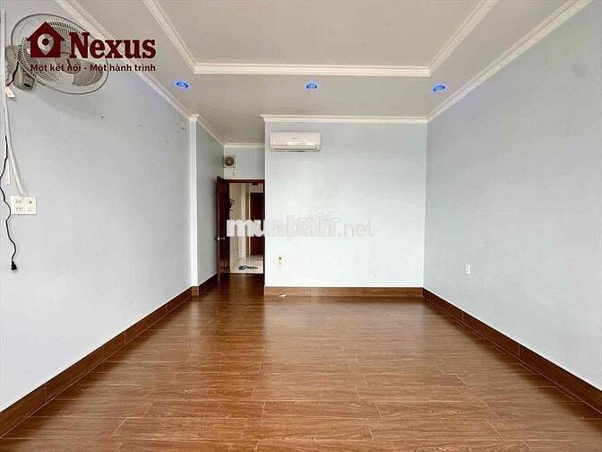 CHO THUÊ PHÒNG BAN CÔNG SẴN MÁY LẠNH - HÀ HUY GIÁP - Y Hình 100%