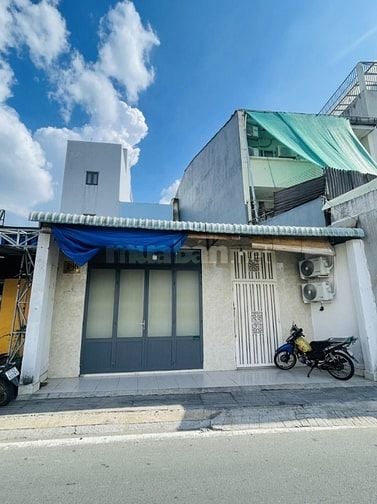 Sock 2 mặt tiền Kênh Tân Hóa – 103m2, 5PN, xe hơi đậu cửa, giá 9.7 tỷ