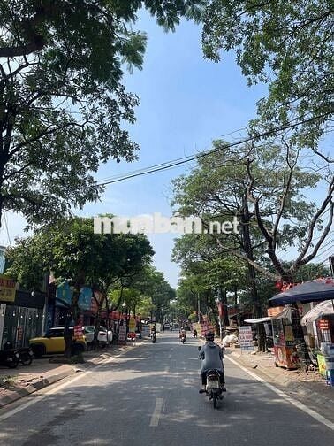Bán nhà mặt phố Xuân Phương ,120m2 - Mặt tiền khủng 7,5m -  Giá tốt