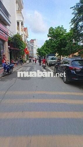 Bán gấp 36m2, Mt 4,5m2, Minh khai, giá hơn 5 tỉ