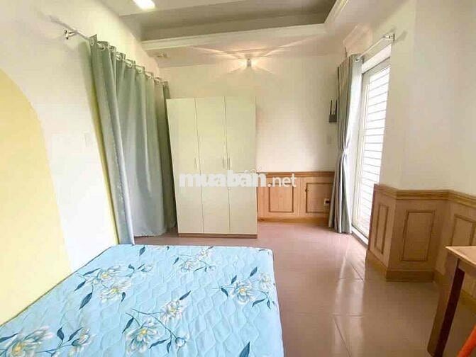 Căn hộ 1Pn tách bếp ban công thoáng, full nội thất, bàn ăn, gần Gò Vấp