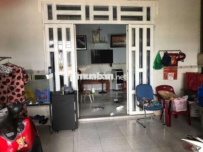 Nhà mặt tiền nhựa lớn bình lộc long khánh cần bán gấp