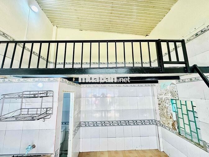 Cho Thuê Kiot 20m2 Ngay chợ Xóm Nghèo Xung Quanh Có Phòng Trọ Cho Thue