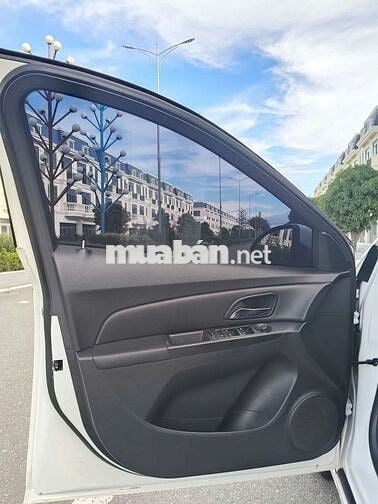 Bán Chevrolet Cruze 2018 số sàn. Xe cực đẹp