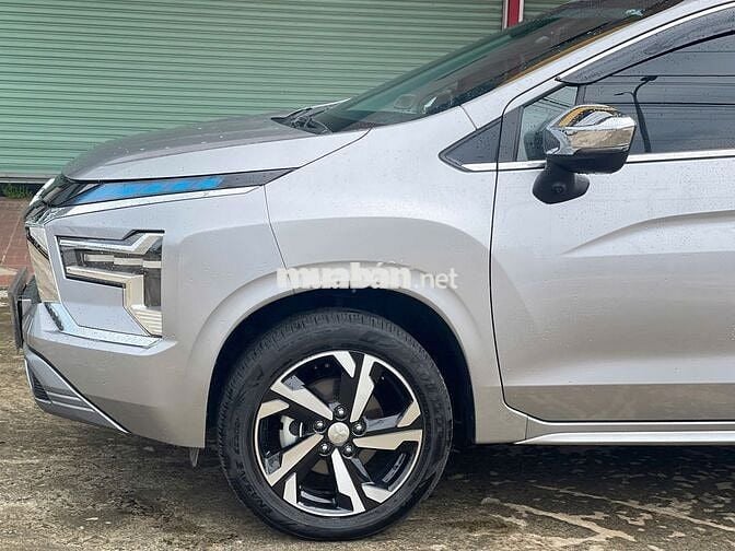 Xpander 2024 Premium 1.5 AT - 22000 km - Lướt Đẹp