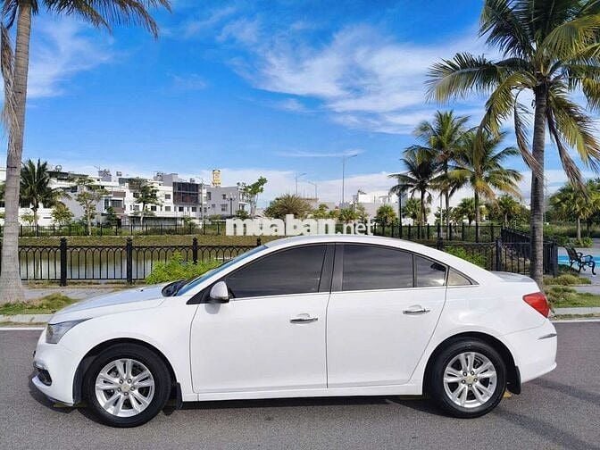 Bán Chevrolet Cruze 2018 số sàn. Xe cực đẹp