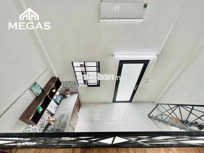 CĂN HỘ GÁC LỬNG FULL NỘI THẤT CỬA SỔ THOÁNG MÁT NGAY TÂN BÌNH