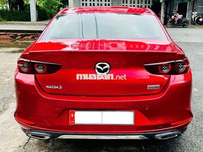 Mazda 3 2022 1.5L Premium - 45000 km