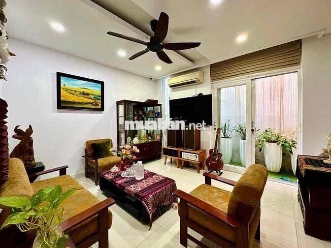 LÊN SÓNG NHÀ HXH ĐƯỜNG HÙNG VƯƠNG, Q5 (53,8m2). GIÁ 5TỶ650 CÒN TL.