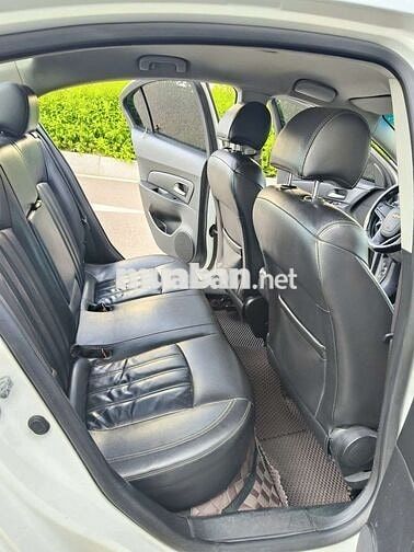 Bán Chevrolet Cruze 2018 số sàn. Xe cực đẹp