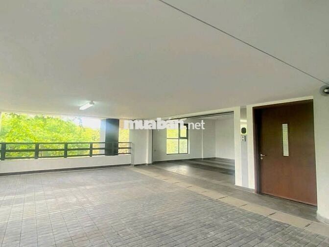 CHo thuê căn Skylinked Villa - Celadon CIty 3PN, 2 xe hơi đỗ tại nhà