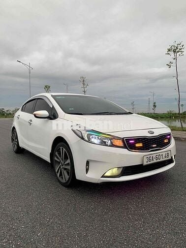 Kia Cerato 2018 1.6 MT