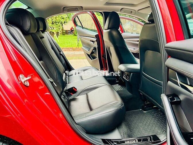 Mazda 3 2022 1.5L Premium - 45000 km