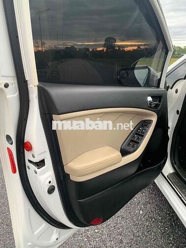 Kia Cerato 2018 1.6 MT