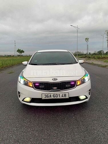 Kia Cerato 2018 1.6 MT