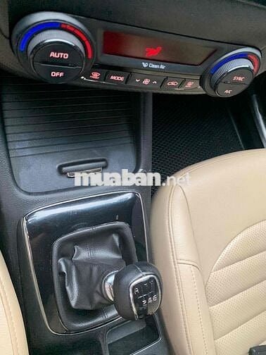 Kia Cerato 2018 1.6 MT